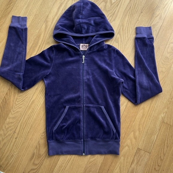 Juicy Couture Velour Top - Picture 6 of 10